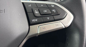 2023 Volkswagen TSI Life Euro 6 5-door (White) - Image: 25