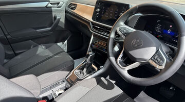 2025 Volkswagen TSI Match DSG Euro 6 5-door (White) - Image: 27