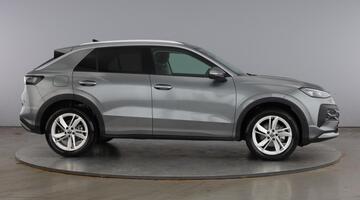 2026 Volkswagen New Style 1.5 eTSI 150 PS 7-speed DSG 5-door (Grey) - Image: 4