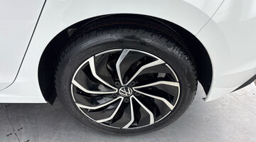 2023 Volkswagen TSI Life Euro 6 5-door (White) - Image: 31