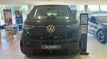 2026 Volkswagen Pro 86kWh Style Auto 5-door (LWB, 7Seat) (Black) - Image: 3