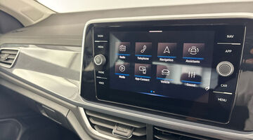 2025 Volkswagen TSI Style Euro 6 5-door (Silver) - Image: 19