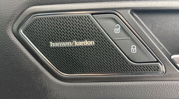 2023 Volkswagen 2.0 TDI R-Line DSG 4Motion Euro 6 5-door (Black) - Image: 25