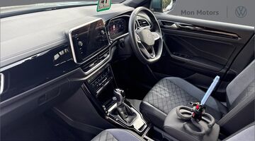 2024 Volkswagen 2.0 TDI R-Line DSG Euro 6 5-door (Blue) - Image: 2