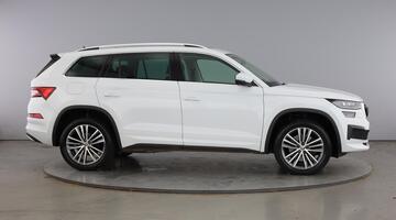2023 Škoda 2.0 TDI Laurin & Klement DSG 4WD Euro 6 5-door (7 Seat) (White) - Image: 4