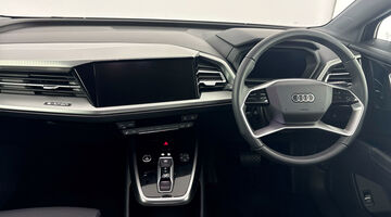2025 Audi 40 Sport Auto 5-door 63kWh (Aurora violet) - Image: 8