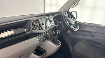 2020 Volkswagen 2.0 TDI SE DSG LWB Euro 6 5-door (Grey) - Image: 2