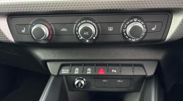 2026 Audi Sportback S line 30 TFSI 116 PS S tronic (Grey) - Image: 15