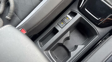 2024 Volkswagen 2.0 TDI R-Line DSG Euro 6 5-door (Blue) - Image: 25