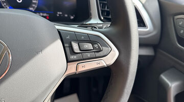 2025 Volkswagen TSI Match DSG Euro 6 5-door (White) - Image: 30