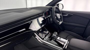 2026 Audi 4.0 TFSI V8 Black Edition Tiptronic quattro Euro 6 5-door (Black) - Image: 2