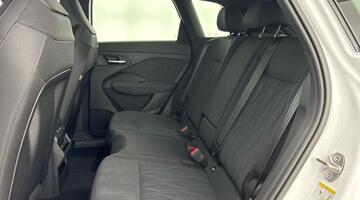 2026 Audi 2.0 TFSI Edition 1 S Tronic quattro Euro 6 5-door (White) - Image: 40