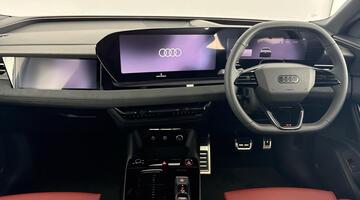 2026 Audi SQ6 SUV Vorsprung e-tron 360,00 kW (Black) - Image: 8