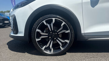 2023 Ford 1.0T EcoBoost MHEV Active X DCT Euro 6 5-door (White) - Image: 14