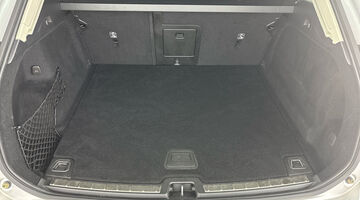 2021 Volvo 2.0 B5 MHEV Momentum Auto Euro 6 5-door (Silver) - Image: 34