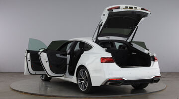 2023 Audi 2.0 TFSI 35 S line Sportback S Tronic Euro 6 5-door (White) - Image: 11