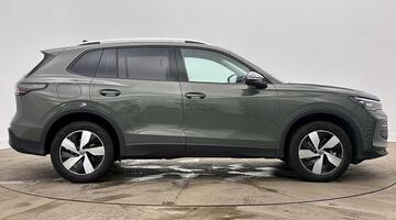 2025 Volkswagen TSI eHybrid 19.7kWh Match DSG Euro 6 5-door (Green) - Image: 4