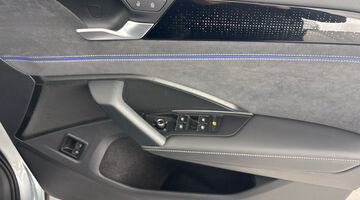 2026 Volkswagen TSI eHybrid 19.7kWh R-Line Edition DSG Euro 6 5-door (Silver) - Image: 25