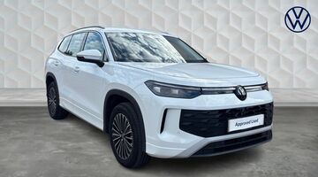 2026 Volkswagen 2.0 TDI Life DSG Euro 6 5-door (White) - Image: 1