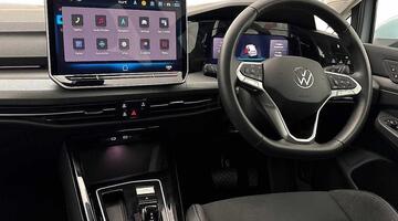 2025 Volkswagen ETSI MHEV Style DSG Euro 6 5-door (Blue) - Image: 2