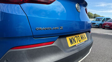 2020 Vauxhall Turbo SRi Nav Euro 6 5-door (Blue) - Image: 20