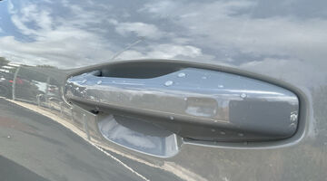 2026 Volvo Single Motor Extended Range 82kWh Plus Black Edition Auto 5-door (Grey) - Image: 22