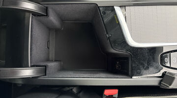 2022 Volvo 2.0 B5 MHEV R-Design Auto 4WD Euro 6 5-door (Black) - Image: 21