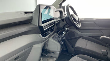 2025 Volkswagen 2.0 TDI T28 Commerce Plus FWD SWB Euro 6 5-door (Grey) - Image: 2