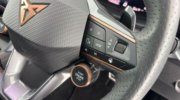 2025 CUPRA ETSI V2 DSG Euro 6 5-door (White) - Image: 27