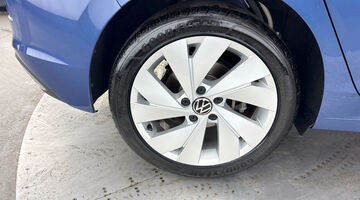 2025 Volkswagen TSI Style Euro 6 5-door (Blue) - Image: 30