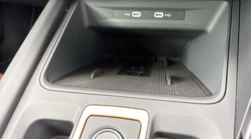 2025 CUPRA ETSI V2 DSG Euro 6 5-door (White) - Image: 25