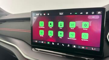 2026 Škoda Hatch vRS 2.0 TSI 265 PS DSG (Green) - Image: 18