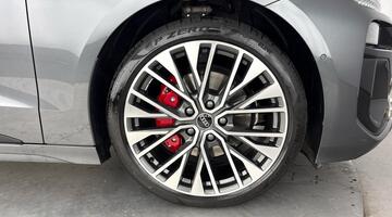 2025 Audi 100kWh Edition 1 Auto quattro 5-door (Grey) - Image: 5