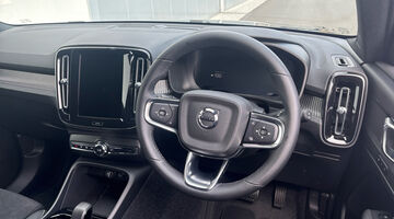 2026 Volvo Single Motor Extended Range 82kWh Plus Black Edition Auto 5-door (Blue) - Image: 13