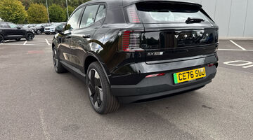 2026 Volvo P5 Long Range 69kWh Plus Auto 5-door (Black) - Image: 35