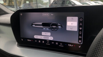 2026 Audi TFSI S line S Tronic Euro 6 5-door (Grey) - Image: 32