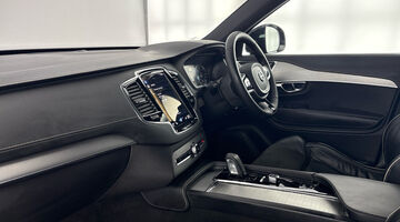 2022 Volvo 2.0 B5 MHEV R-Design Auto 4WD Euro 6 5-door (Black) - Image: 2