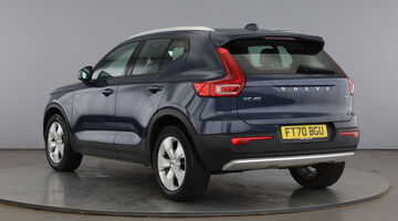 2021 Volvo T3 Momentum Auto Euro 6 5-door (Blue) - Image: 3