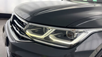 2023 Volkswagen TSI R-Line Edition DSG Euro 6 5-door (Grey) - Image: 41