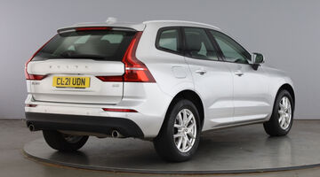 2021 Volvo 2.0 B5 MHEV Momentum Auto Euro 6 5-door (Silver) - Image: 16
