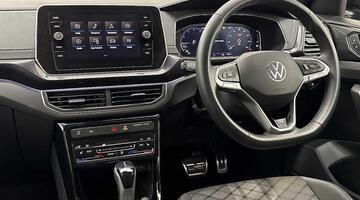 2025 Volkswagen 1.0 TSI Black Edition DSG Euro 6 5-door (Black) - Image: 2
