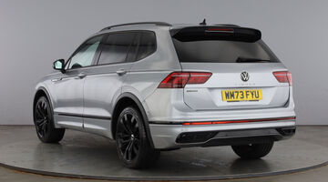2023 Volkswagen TSI R-Line DSG Euro 6 5-door (Silver) - Image: 3