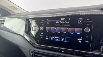 2024 Volkswagen 1.0 TSI Match Euro 6 5-door (Red) - Image: 26
