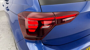 2026 Volkswagen 1.0 TSI Match DSG Euro 6 5-door (Blue) - Image: 23