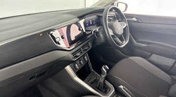 2024 Volkswagen 1.0 EVO Life Euro 6 5-door (White) - Image: 2