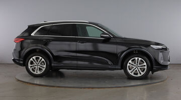 2026 Audi 2.0 TDI Sport S Tronic quattro Euro 6 5-door (Black) - Image: 4