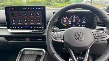 2026 Volkswagen ETSI MHEV R-Line DSG Euro 6 5-door (Black) - Image: 8