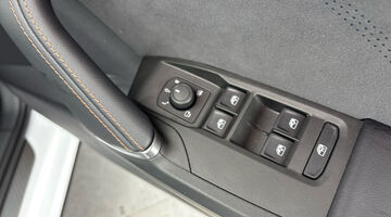 2025 CUPRA ETSI V2 DSG Euro 6 5-door (White) - Image: 19