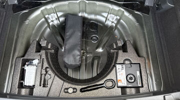 2025 Volkswagen TSI Style Euro 6 5-door (Black) - Image: 25
