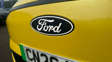 2026 Ford Standard Range 43kWh Premium Auto 5-door (Yellow) - Image: 27